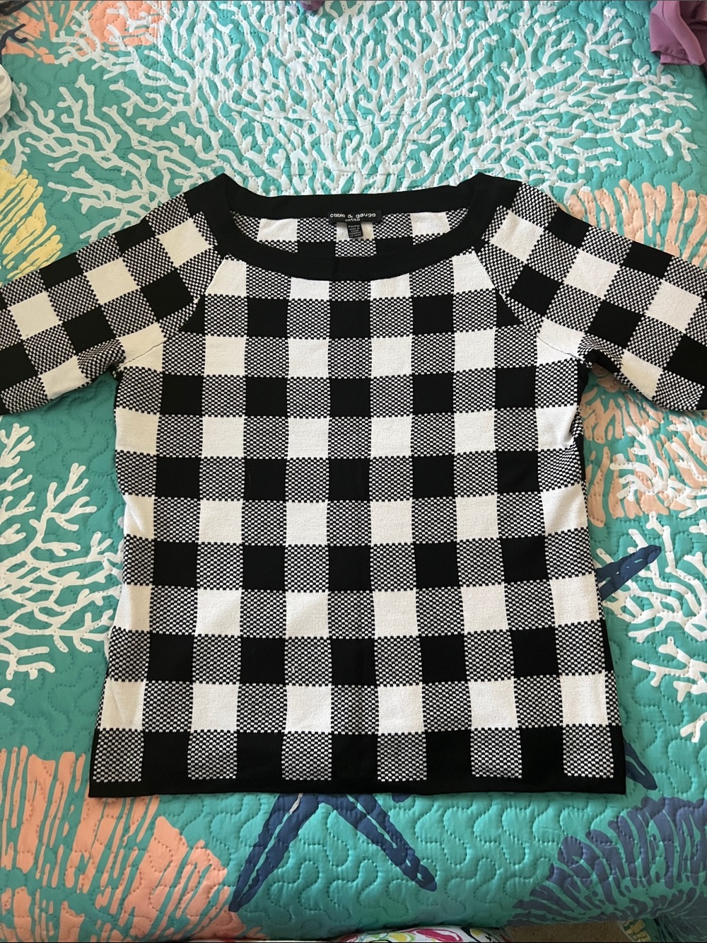 Cable & Gauge Black and White Checkered Crew Neck Sweater